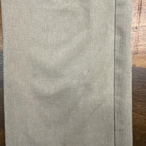 Boys Vineyard Vines Performance Breaker Pants 7-Khaki - Picture 3 of 4